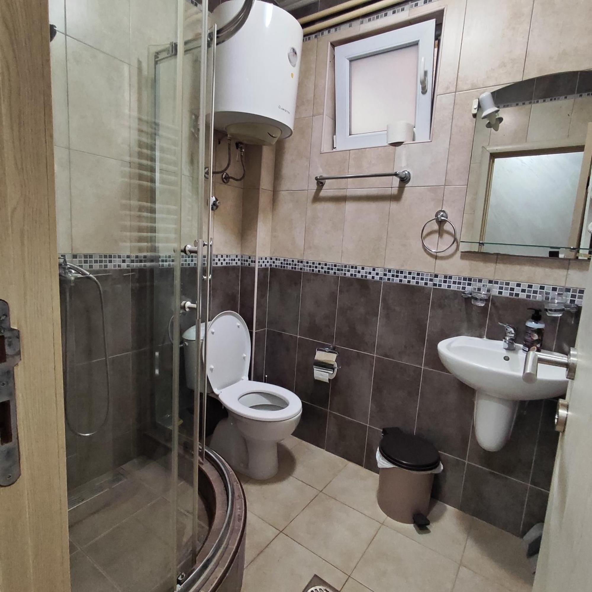 Apartmani Radovic 2 Будва Екстер'єр фото