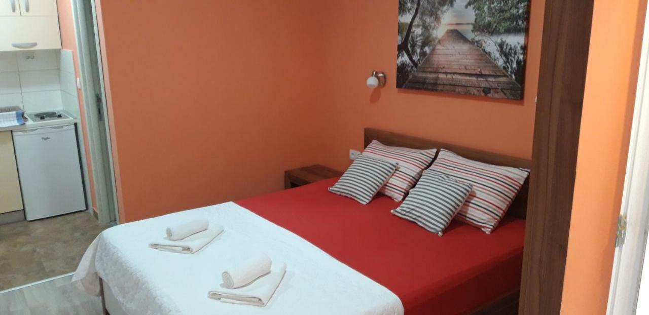 Apartmani Radovic 2 Будва Екстер'єр фото
